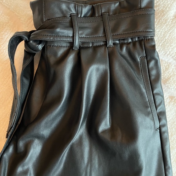 Zara Faux Leather Shorts - Picture 8 of 9